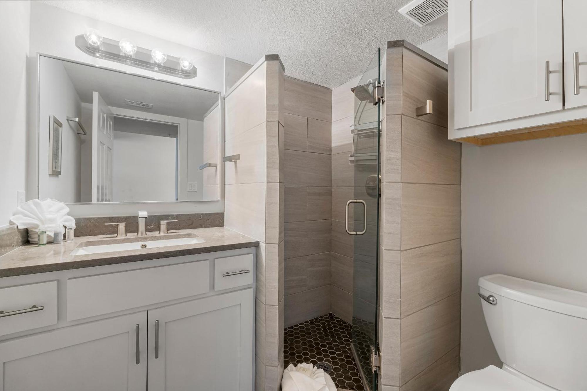 Pelican Beach Resort By Panhandle Getaways Destin Room photo
