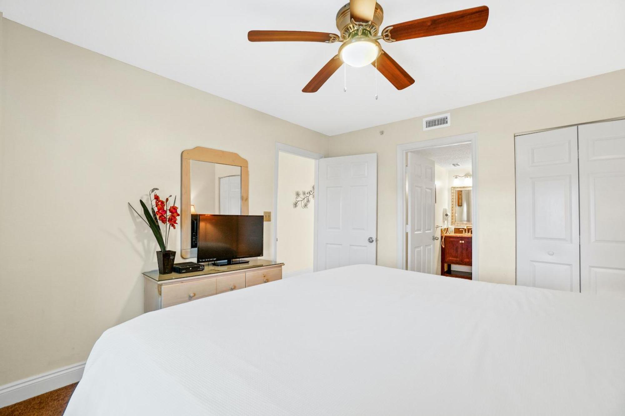 Pelican Beach Resort By Panhandle Getaways Destin Room photo
