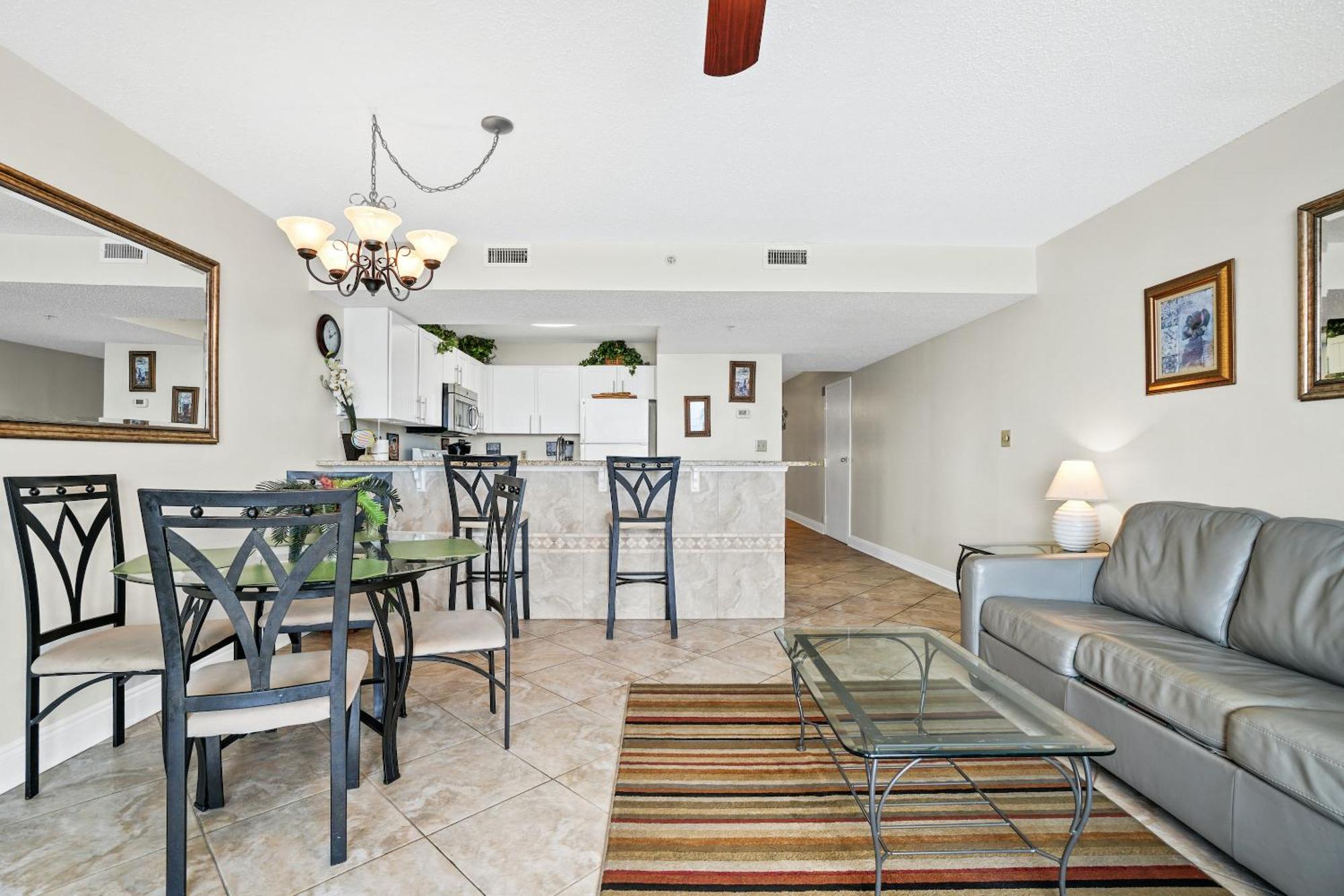 Pelican Beach Resort By Panhandle Getaways Destin Room photo